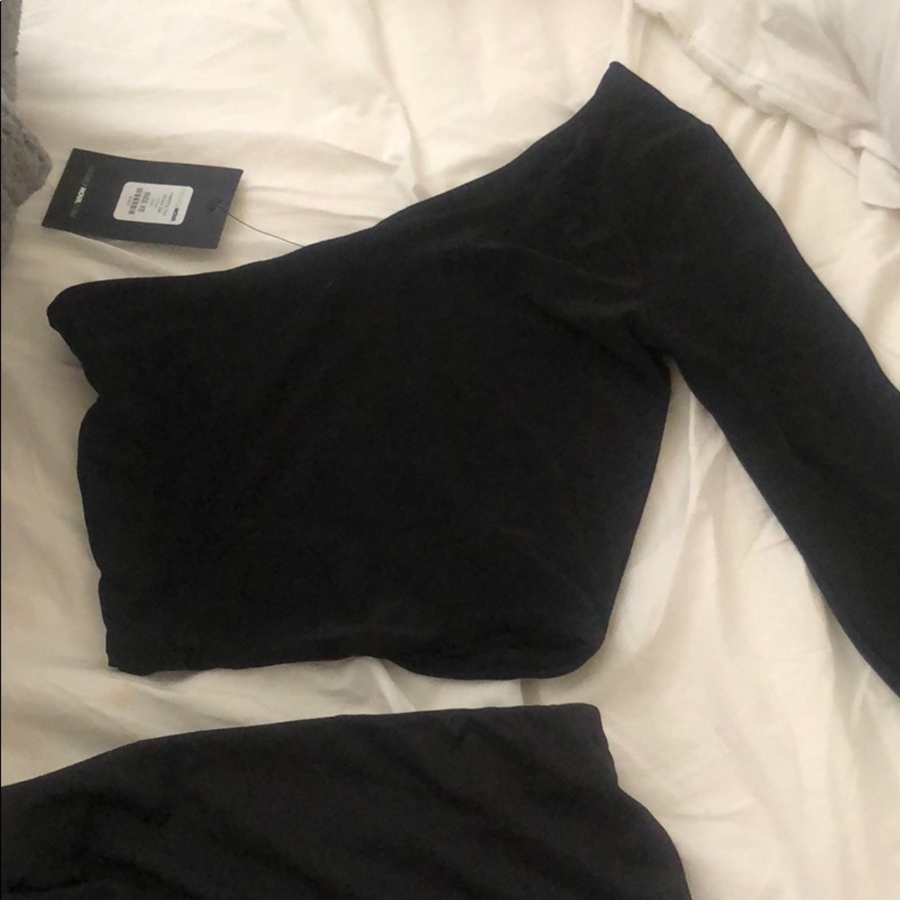 Two piece set from fashion nova with slit in skirt